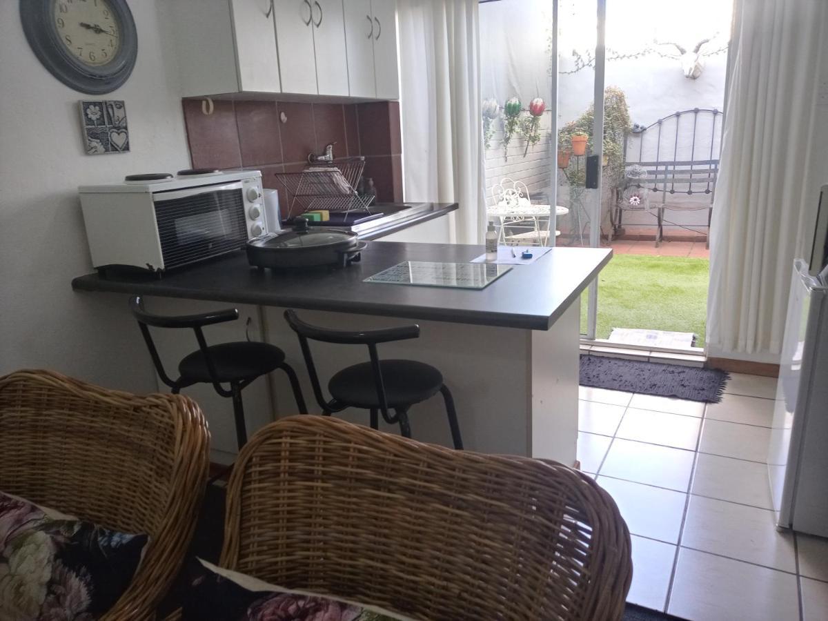 Apartamento Grace Pretoria-Noord Exterior foto